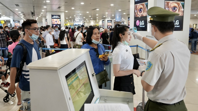 Hanoï émet des recommandations pour les personnes de retour des vacances